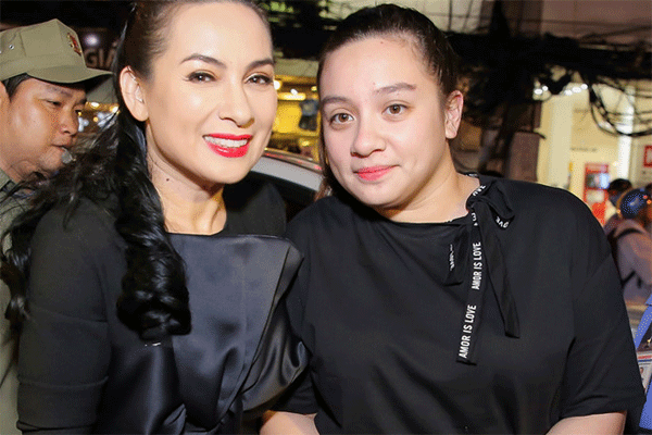 Con gái ruột Phi Nhung