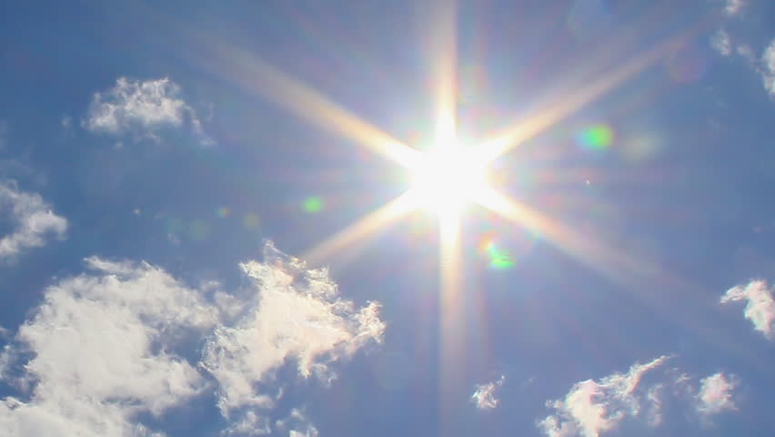 Tia UV hoạt động mạnh vào mùa hè