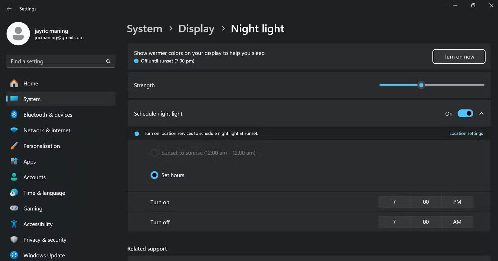Thiết lập tính năng Night Light của Windows