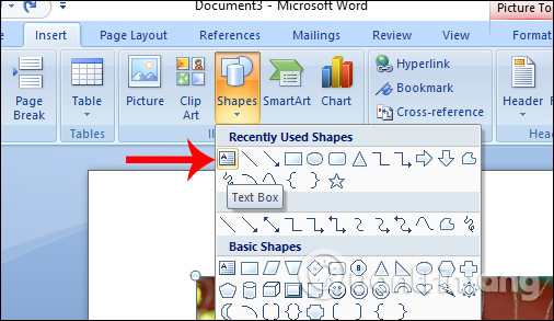 Nhấn chọn mục Shapes